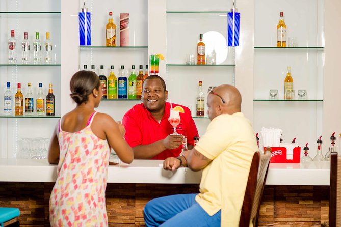 Departure Shuttle to Airport, Club Mobay Fast Track & VIP Lounge Combo - From Hotel to Airport: How the Shared Shuttle Gets You There