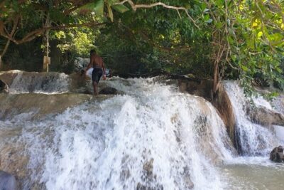 Dunn's River Falls - Blue Hole: Jumps, Rope Swinging, and Getting the Timing Right