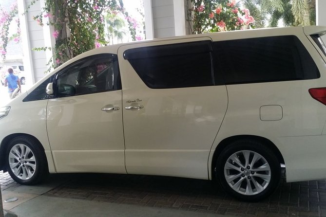 Excellence Resort Private Airport Transfer - Vehicle Size Matters: Private Rides for Small Groups and Up to 15 People