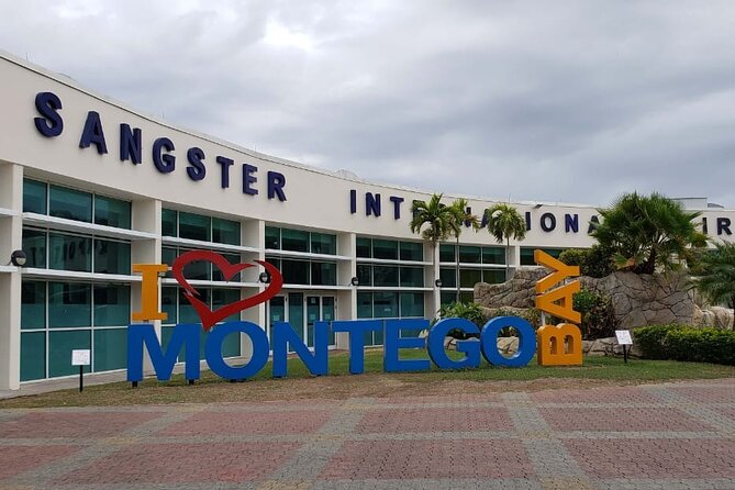 Montego Bay Airport Private Transfer to Montego Bay Hotels - Why a Private MBJ Transfer Makes Montego Bay Easier
