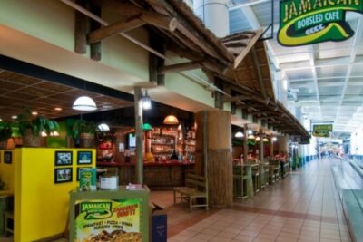 Montego Bay Airport Private Transfer To Montego Bay Hotels - The Simple Ride to Montego Bay Hotels: What Happens During Those 5–30 Minutes
