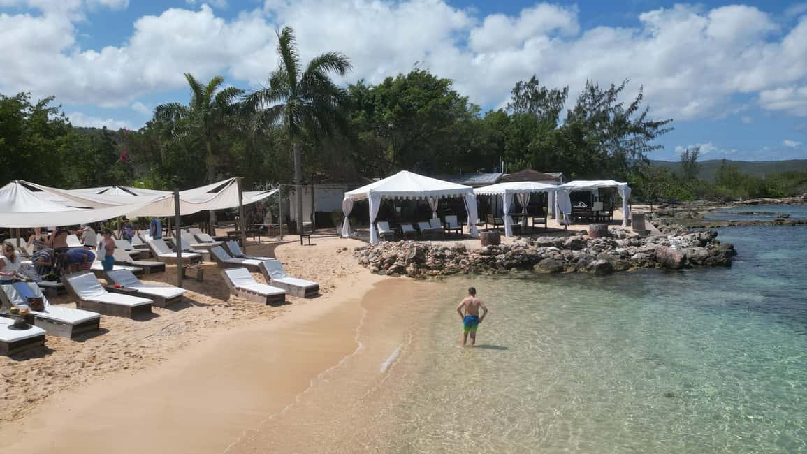 Montego Bay: Dunn's River Falls & Lunch at Bamboo Beach Club - What to bring: keep your comfort high and your feet ready