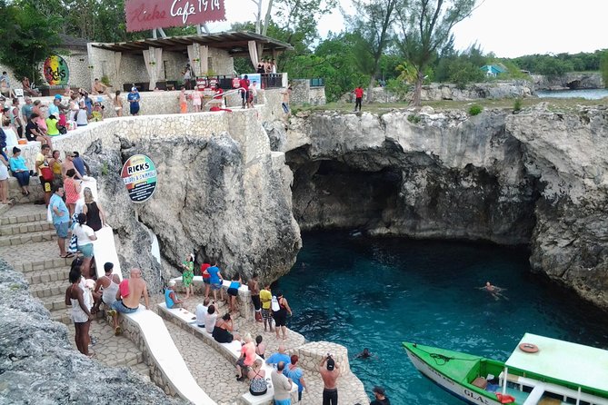 Montego Bay Excursion Negril 7 Miles Beach, Rick's Cafe and Time Square Shopping - From Your Cruise Dock to Negril’s Coastline