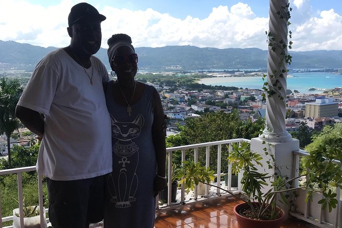 Private Montego Bay City Highlights Tour - Jamaica’s local fruit tastings: a small stop with big payoff