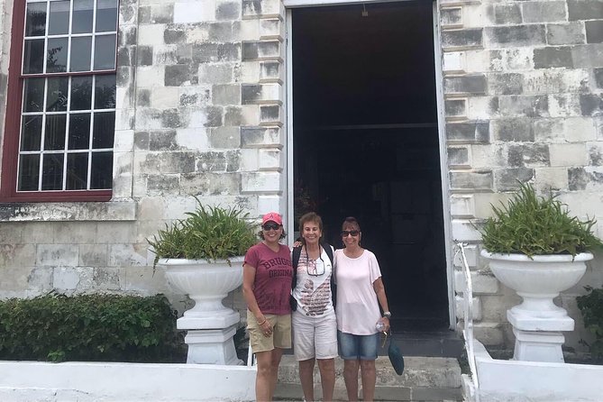 Private Montego Bay City Highlights Tour - Private transportation and pickup: why it matters more than you think