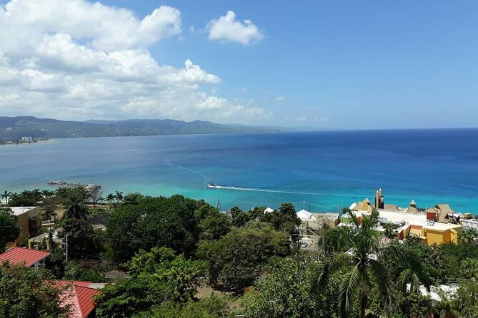 [PRIVATE] Montego Bay Highlights Tour - Your guide and vehicle: the “felt safe” factor
