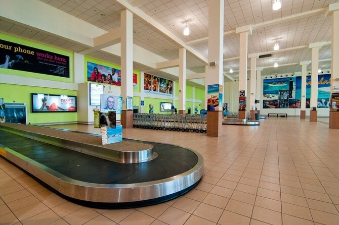 Riu Reggae/Riu Montego Bay/Riu Palace Private Airport Transfer - The Quick RIU Ride: What to Expect After You Meet the Driver